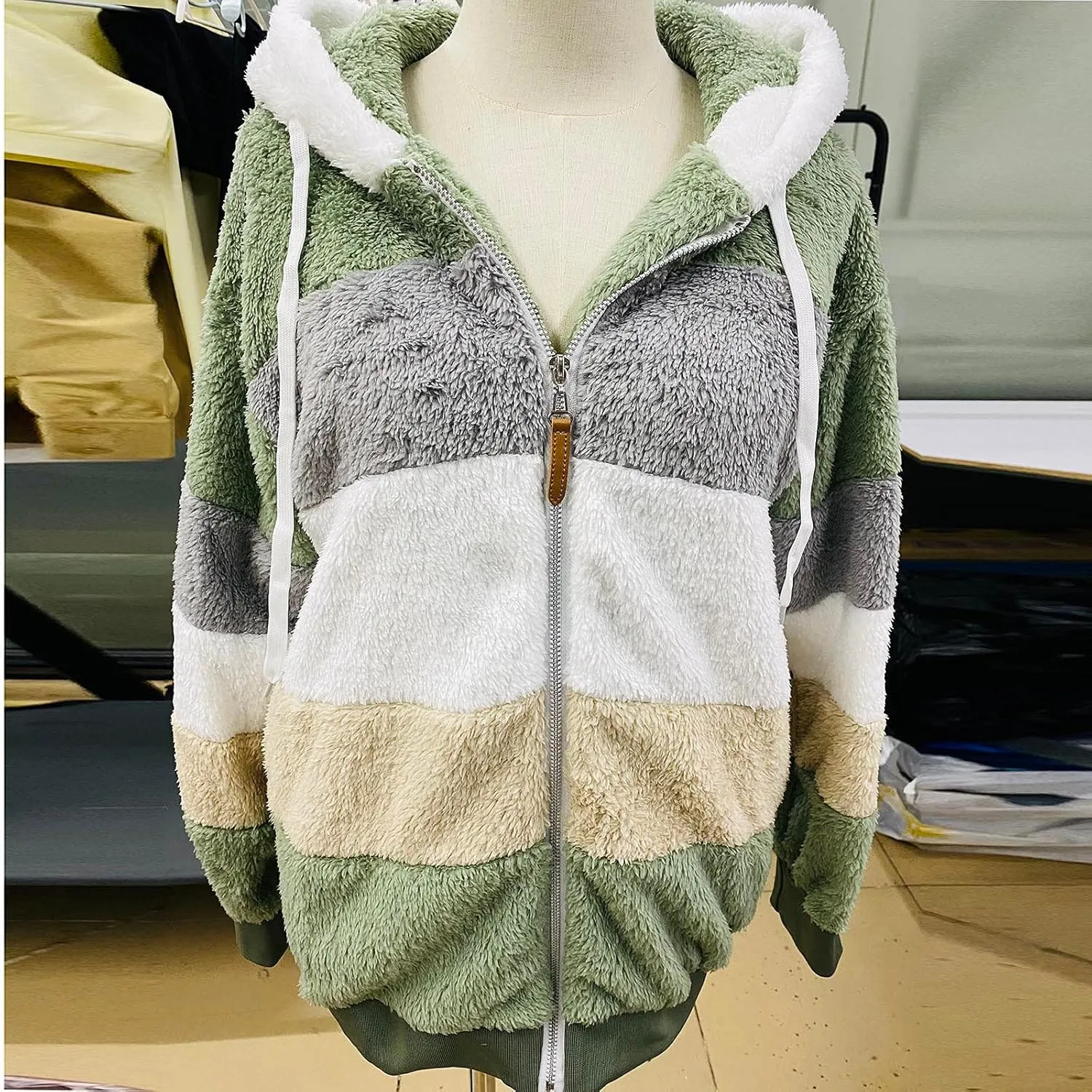 Womens 2024 Winter Fuzzy Fleece Jacket Hooded Color Block Patchwork Long Sleeve Cardigan Coats Outerwear with Pockets