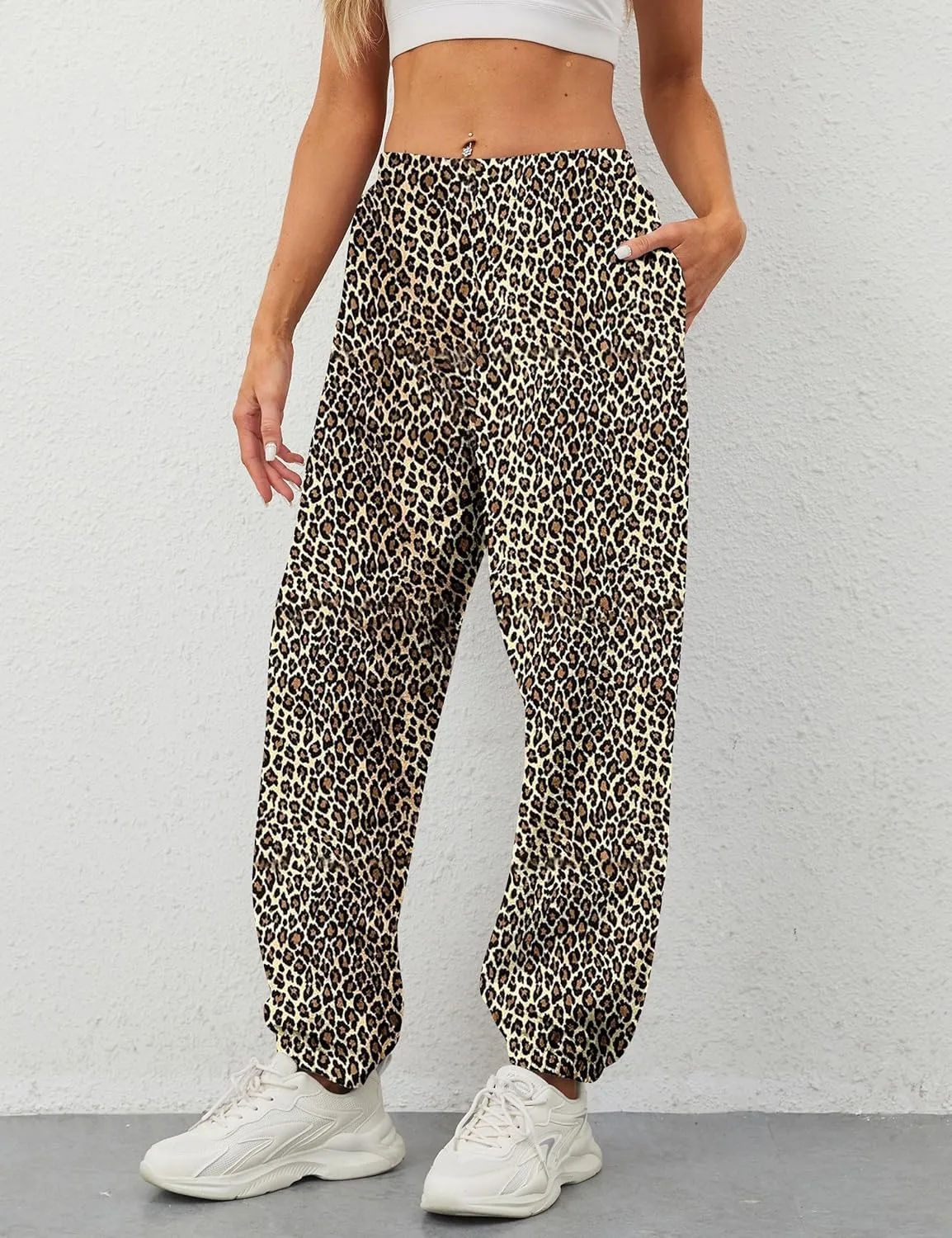 Women's Baggy Fleece Sweatpants Casual High Waisted Joggers Pants Fitted Sweat Pants with Pockets